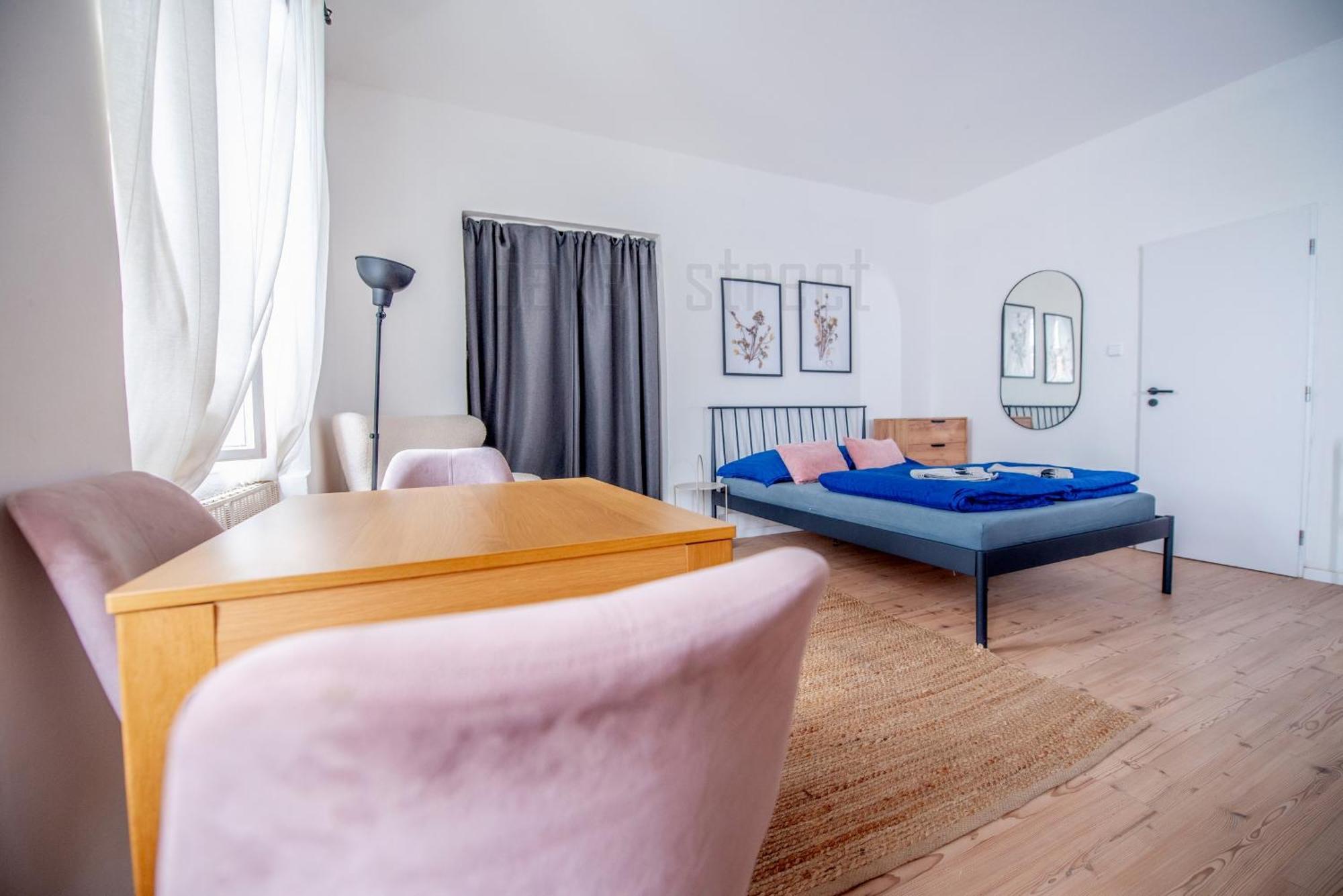 Cozy Apartment Close To Palmovka Praag Buitenkant foto